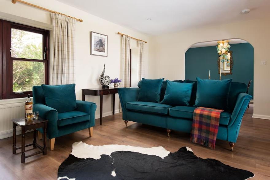WESTWOOD COTTAGE - A spacious farm cottage close to superb East Lothian beaches