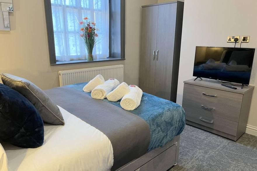 ★ City Centre Lux Silver Forge - Two Bed with Office - New
