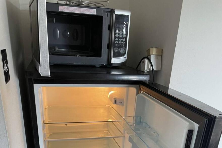 Studio in West London near Heathrow airport