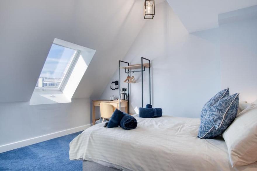 Ocean Cabins No 11 @ The Square - Saundersfoot
