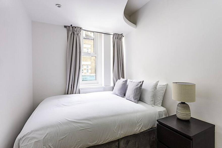 Ealing Broadway Studio III
