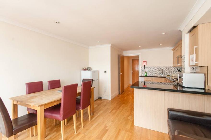 Terrace Apartment | apx. 10 Min. from London Eye