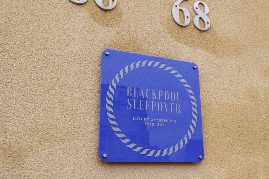 APARTMENT 2 @ BLACKPOOL SLEEPOVER, pet friendly in Blackpool