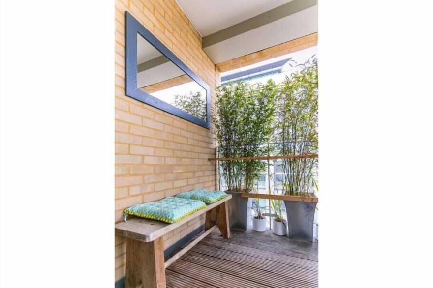 Chic Cambridge Flat 1 min to Station w Terrace