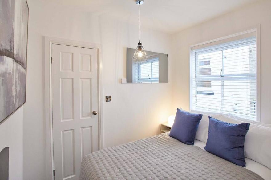 Host & Stay | Clinker Cottage