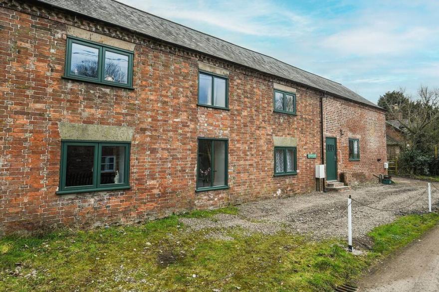 3 bedroom accommodation in Macefen, near Whitchurch