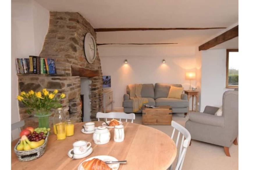 Charming Country Cottage in Glorious Devon