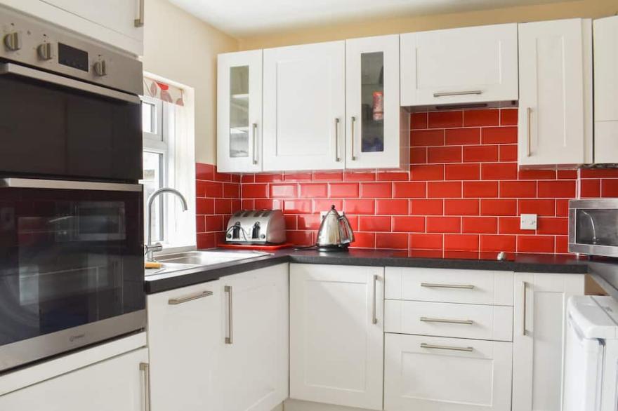 3 bedroom accommodation in Selsey, near Chichester