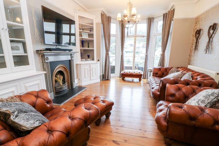 ALBANY, pet friendly, country holiday cottage, with a garden in Looe