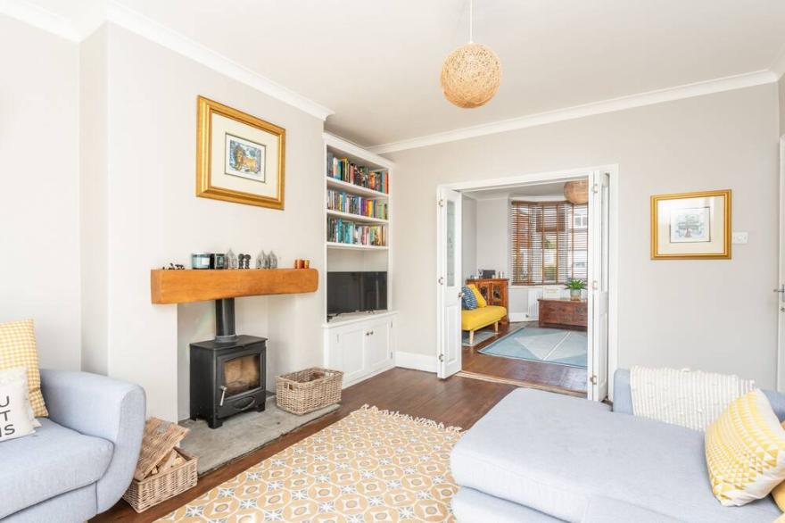 Pass the Keys | Bright and Spacious Family Home