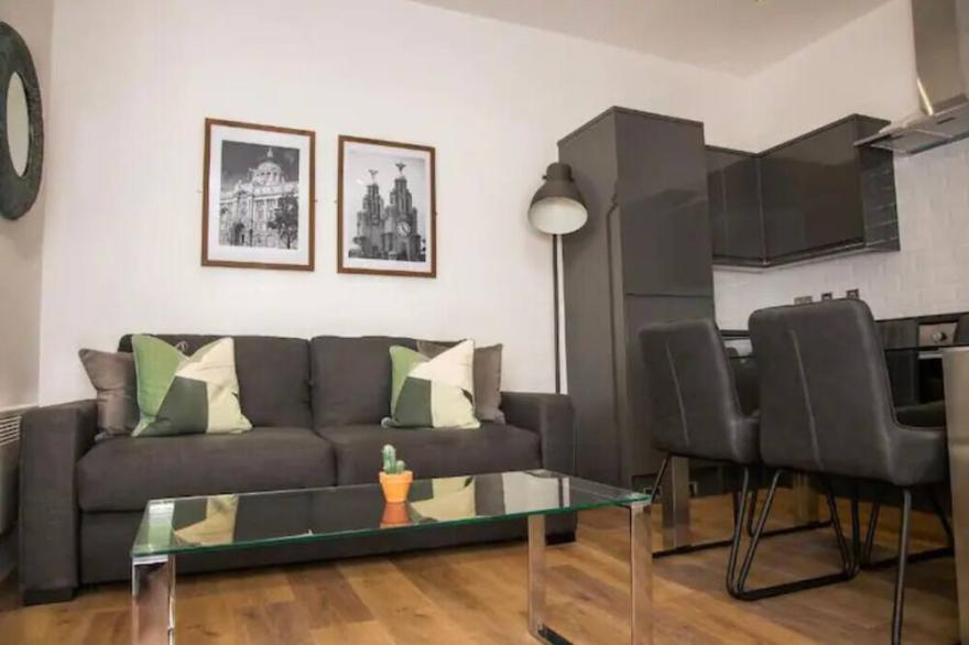 Prime Location Liverpool City Centre Apartment
