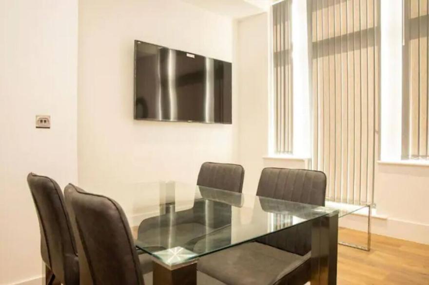 Prime Location Liverpool City Centre Apartment