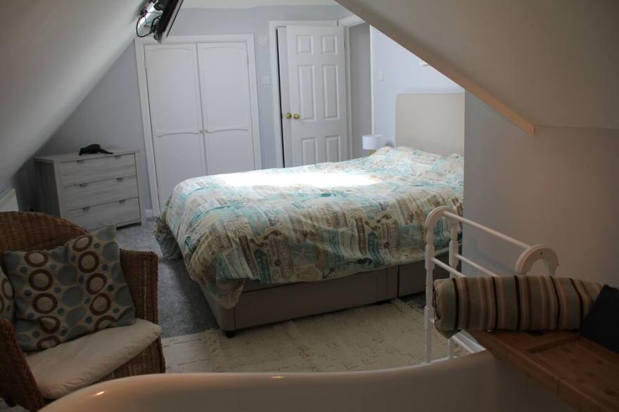 Close to the beach, ample parking and with easy access to St Ives