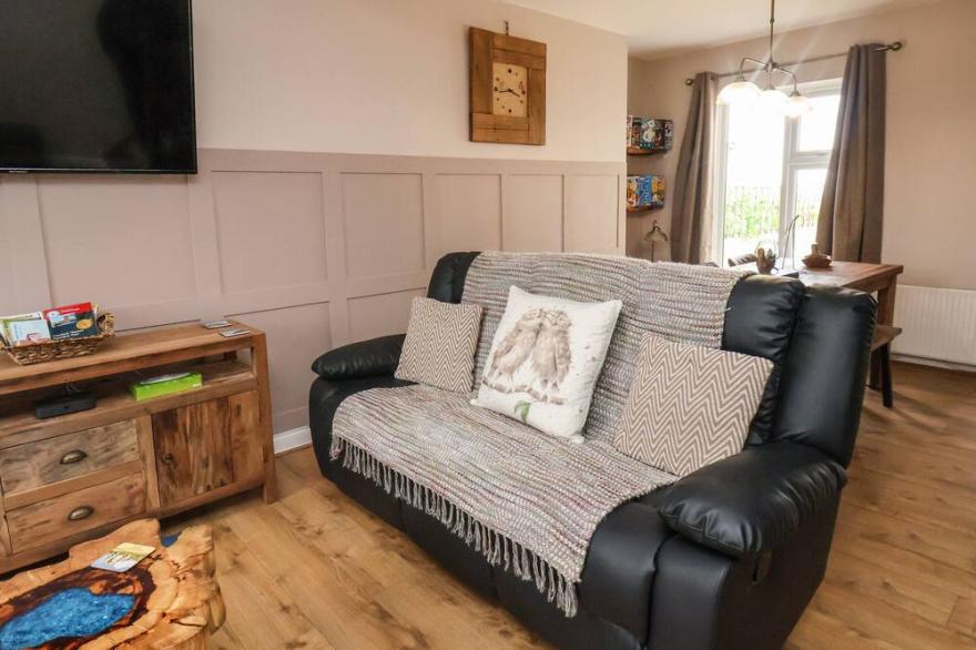 OWL VIEW, pet friendly, with a garden in Skelton-In-Cleveland