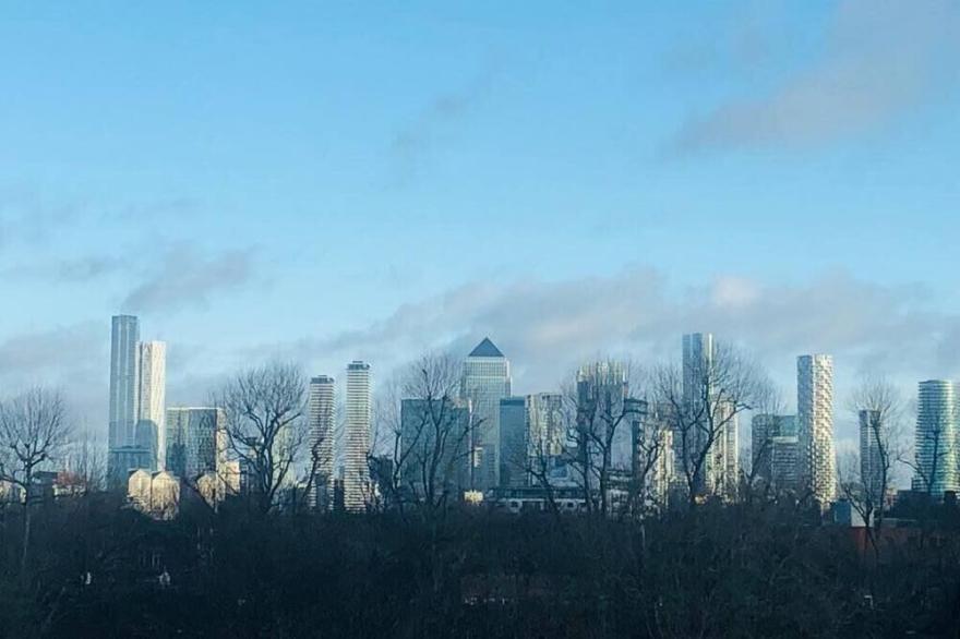 GuestReady - Stylish stay with skyline views