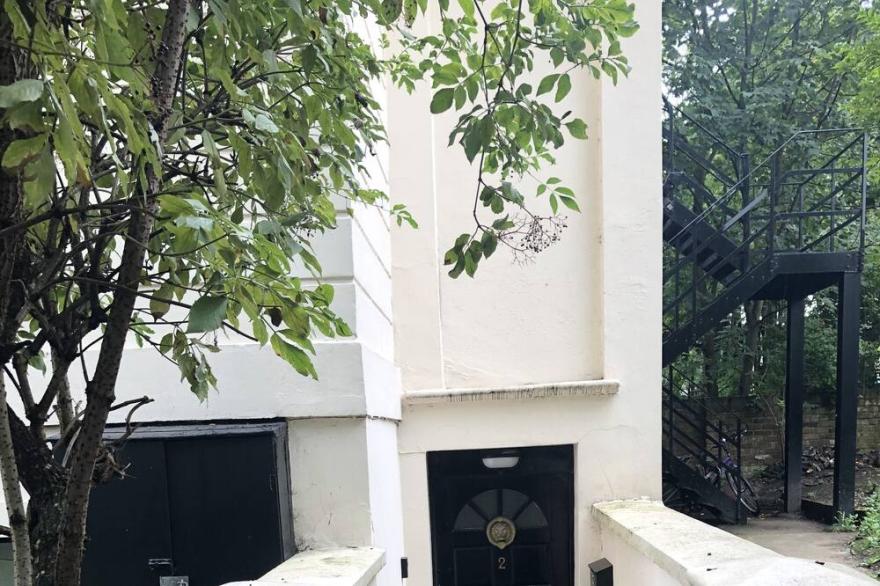 Fantastic apartment 20 min from Central London