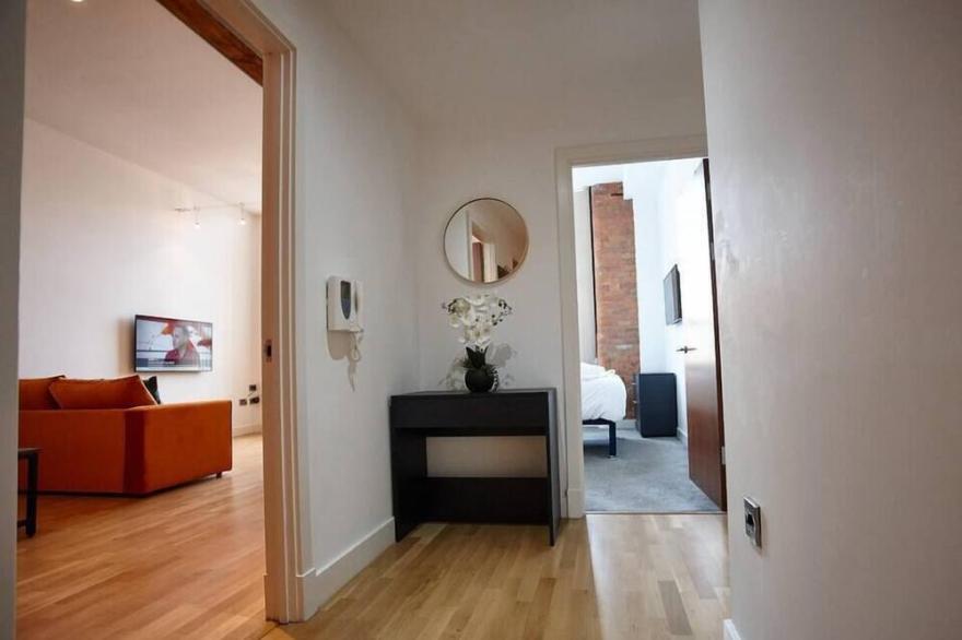 Apt 205, Vulcan Mill