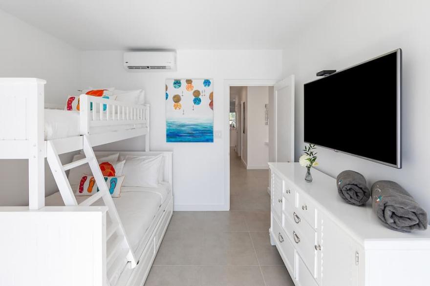 Carpe Diem 3 BR Condo