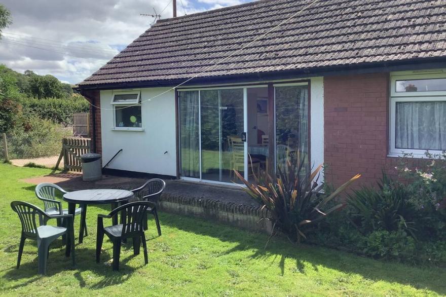 Charming Small Bungalow in Doniford Meadow