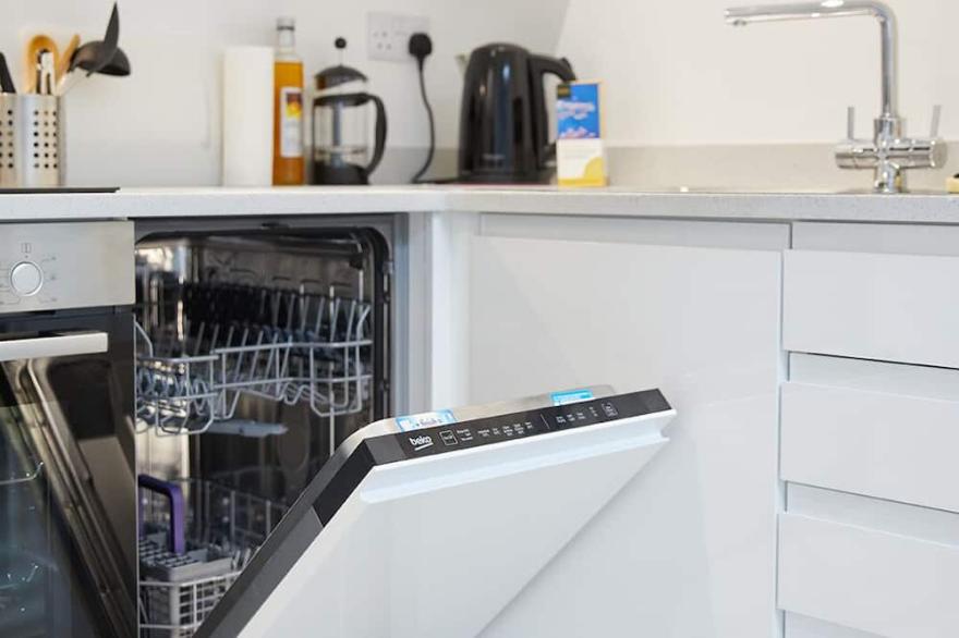 Trevone, Padstow-modern Apartment Minutes From Sandy Beach and SW Coast Path