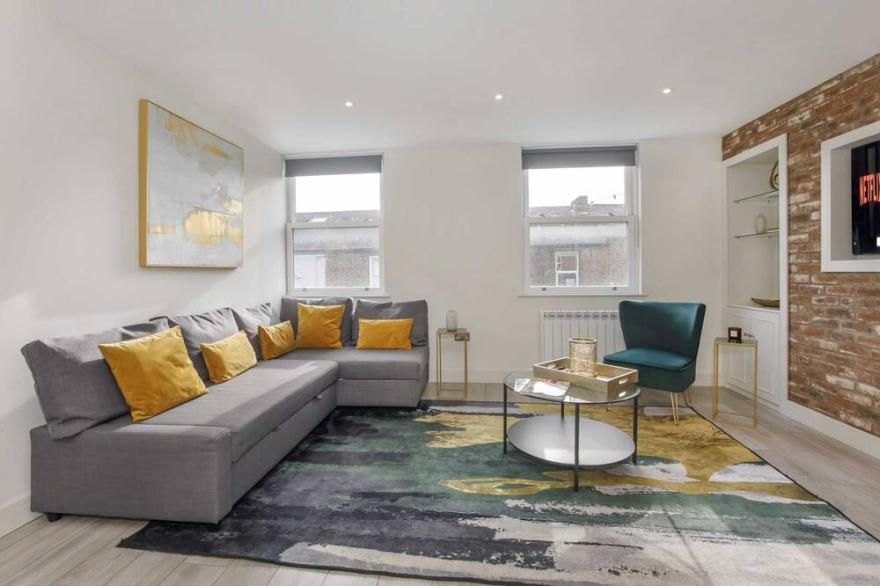 Bishopthorpe Road Luxury Apartments, sleeps 12