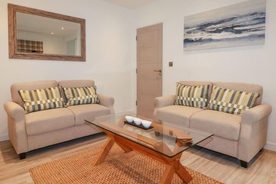 QUAY VIEW, pet friendly in Mevagissey