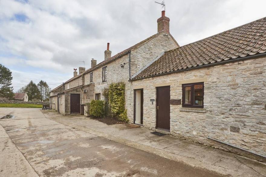 Host & Stay | Granary Cottage