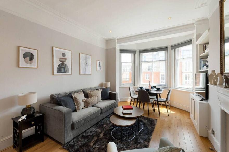 9bMM · Lovely Chelsea Apartment