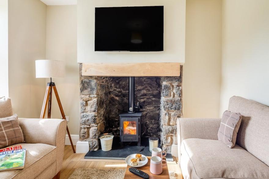 2 bedroom accommodation in Capel Garmon, near Betws-y-Coed