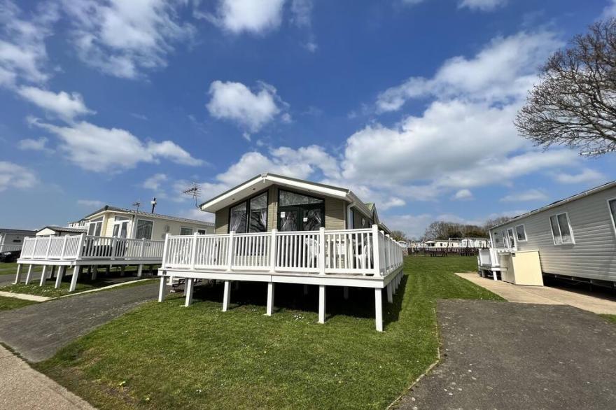 2 Bedroom Lodge TH35, Nodes Point, St Helens, Isle of Wight