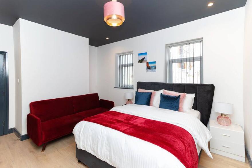 Luxury 2 bedroom flat in the heart of Blackpool close to the promenade
