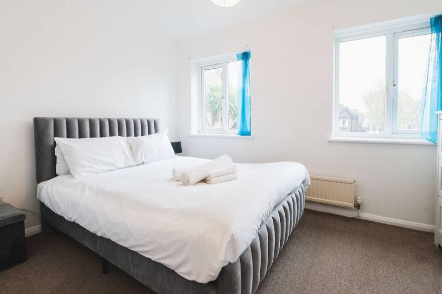 Pass the Keys | Cosy SE London house near tube line
