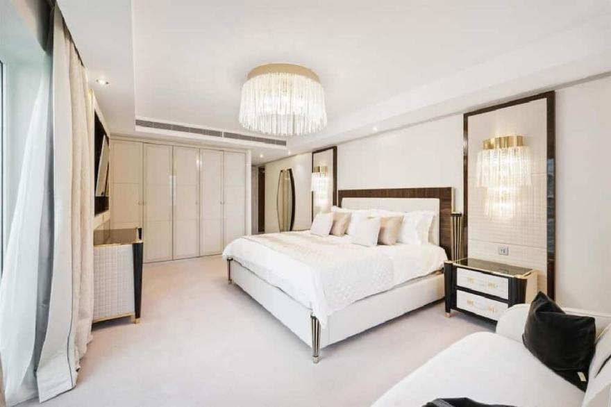 A quiet and gorgeous place to spend your holiday @ Belgravia