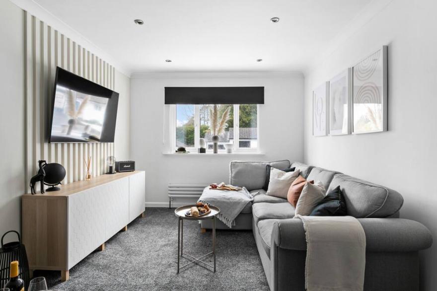 D'abode -  a cottage that sleeps 6 guests  in 3 bedrooms