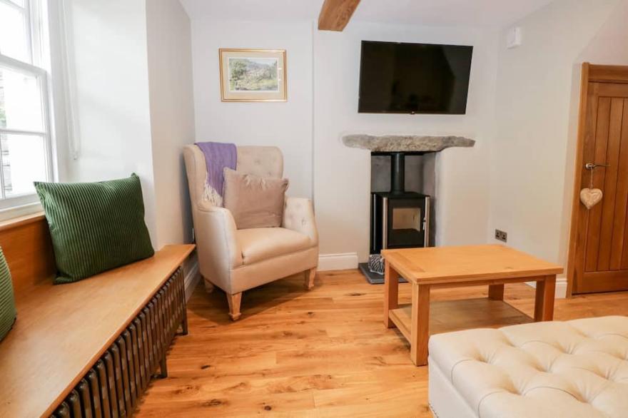 JESSAMINE COTTAGE, family friendly, with a garden in Hawkshead