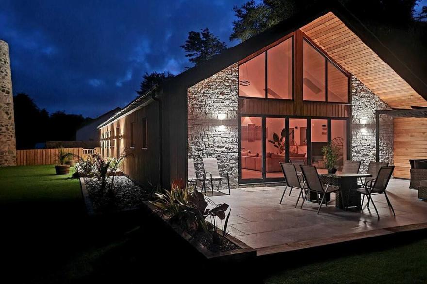 Palma Villa Unique New Build in Cornish Alps, View