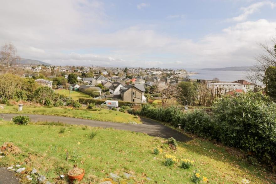 MARS HILL LOWER, family friendly, character holiday cottage in Dunoon