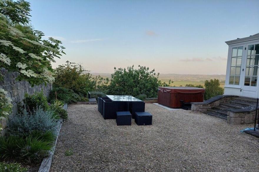 Lakeview Hse nr Bath. Hottub games rm. Great views
