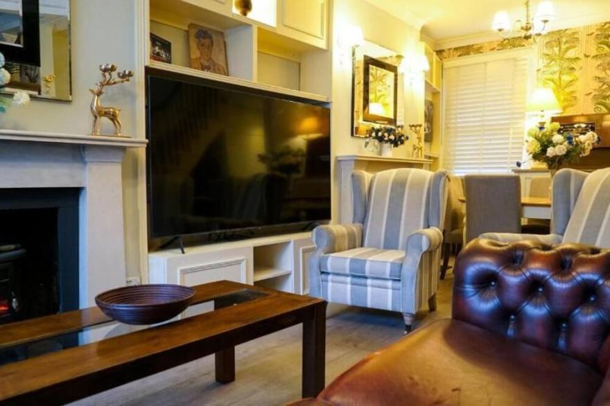 Four Bedroom House in Hammersmith