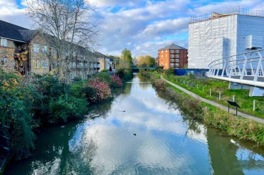 New Executive Apartment Perfect for Contractors