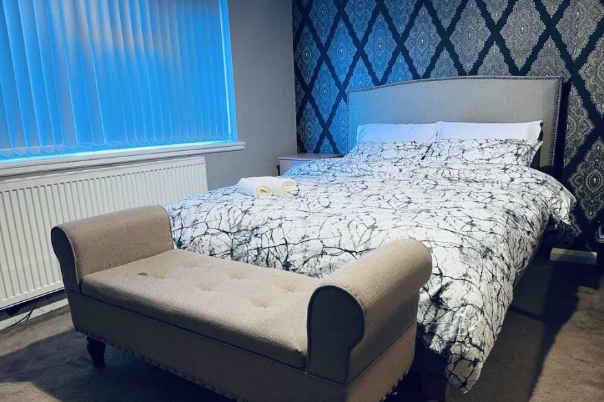 Stunning 3-Bed House in Birmingham