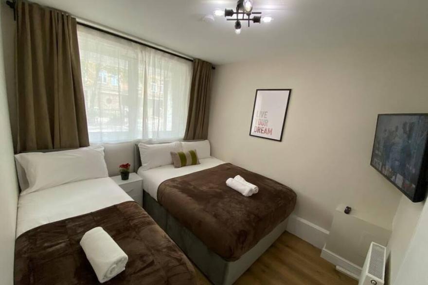 Modern Apartment Camden Town-Yedek