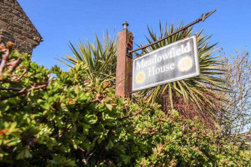 MEADOWFIELD HOUSE, pet friendly, country holiday cottage in Lythe