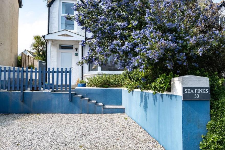 SEAPINKS, pet friendly, country holiday cottage in Port Isaac