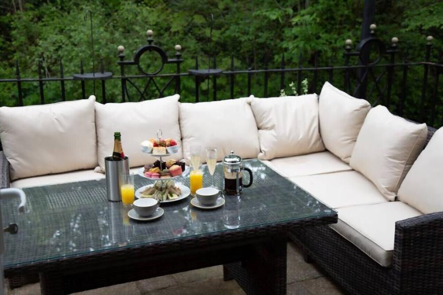 Perfect holiday retreat for family and friends.