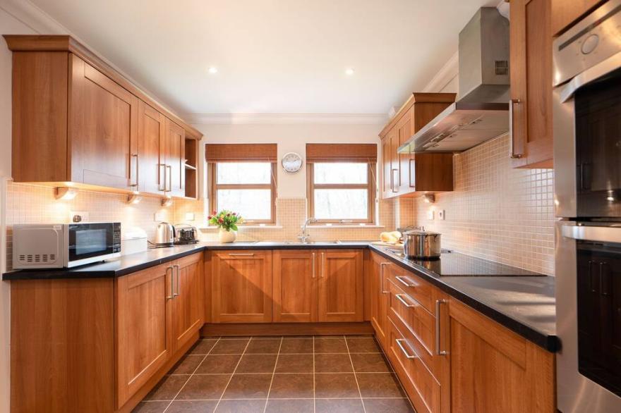 Bennachie -  a house that sleeps 8 guests  in 4 bedrooms