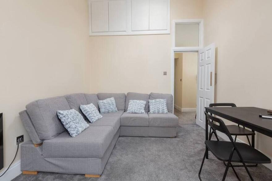 Eden | Family Apartment, WiFi & Parking