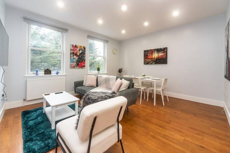 Pass the Keys | Lovely 2 BR Central Location