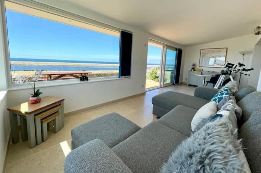 Coastguards Retreat - Luxury, coastal, sea views
