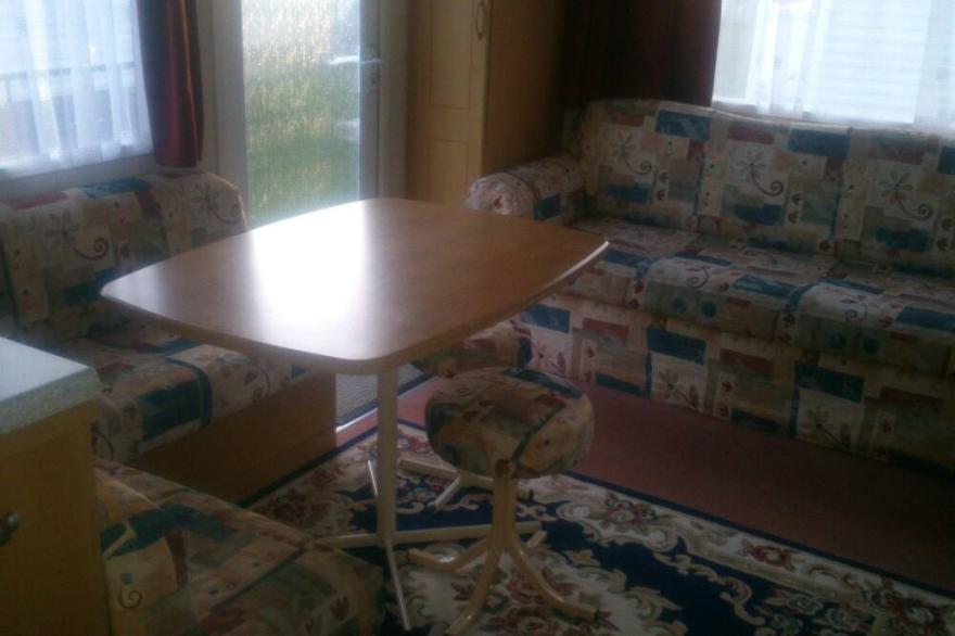 Caravan holiday chapel st leonards skegness seaside resort location for family`s